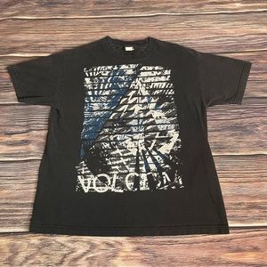Vintage Y2K Volcom T-Shirt Large Logo Graphic Print Surf Skate Adult Size Large